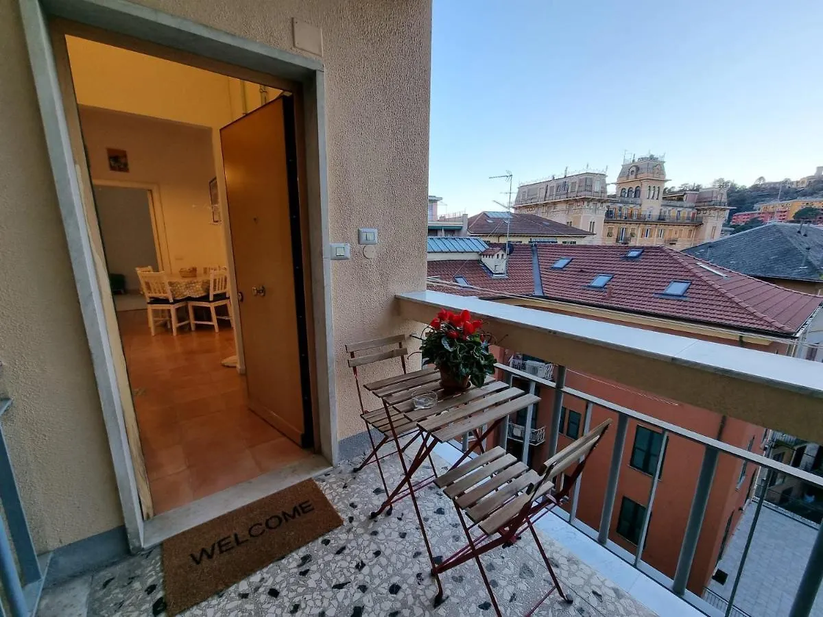 La Casa Di Ari Apartment Rapallo 0*,  Italy