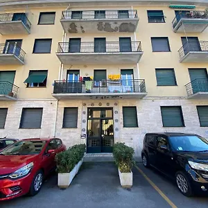 Appartamento La Casa Di Andrea Grande A Due Passi Dalle Spiagge, Rapallo